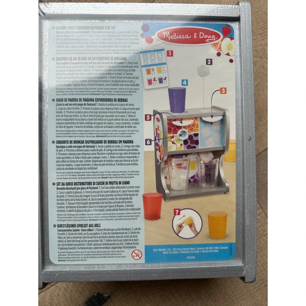 Melissa & Doug Thirst Quencher Dispenser Wooden Play Set 12 Piece Juice Toy 9300